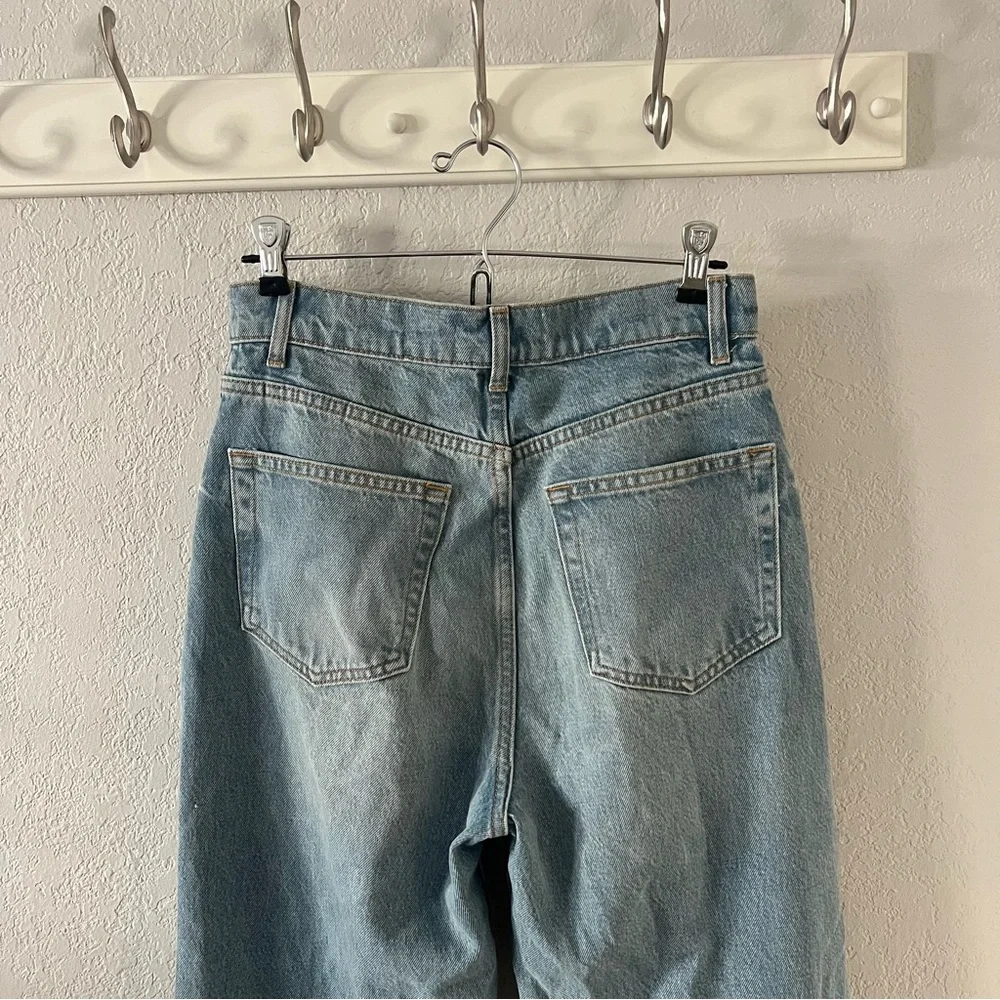 Reformation Wilder High Rise Wide Leg Cropped Jeans in Dillon Wash - Picture 7 of 10